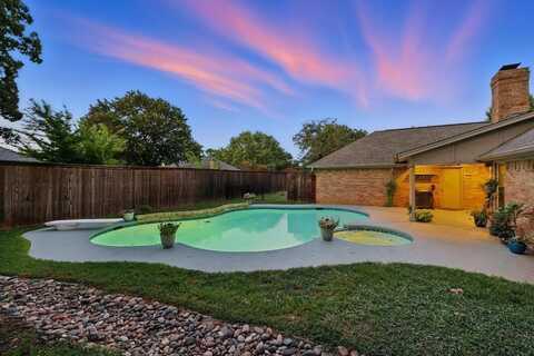 7329 Londonderry Drive, North Richland Hills, TX 76182