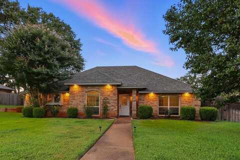 7329 Londonderry Drive, North Richland Hills, TX 76182