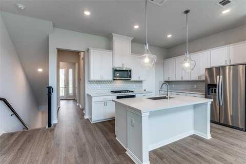 8295 Challenger Lane, Frisco, TX 75034