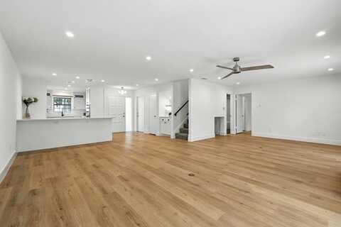 2143 Kessler Court, Dallas, TX 75208