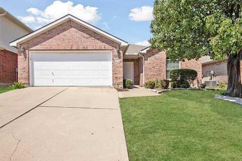 13101 Evergreen Drive, Fort Worth, TX 76244