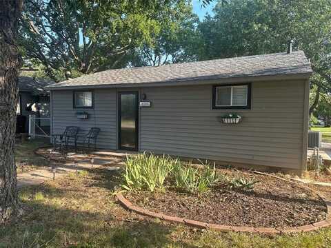 402 W Highland Street, Denton, TX 76201