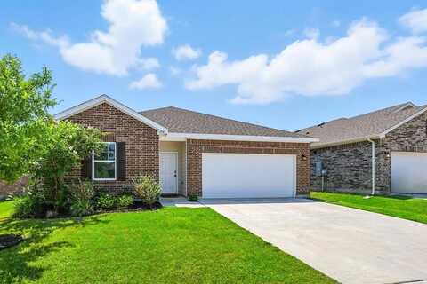1545 Shadow Hawk Drive, Fort Worth, TX 76052