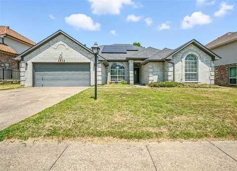 6813 Greenleaf Drive, North Richland Hills, TX 76182