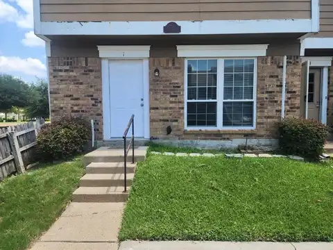 713 Lee Street, Mesquite, TX 75149