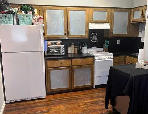 100 E Collin Street, Leonard, TX 75452
