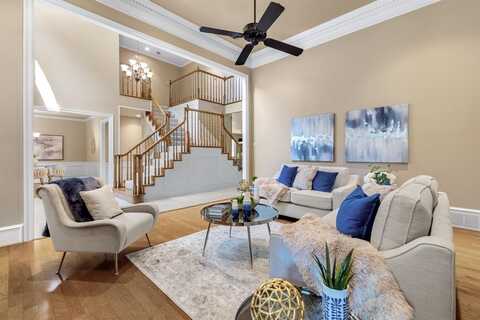 3213 Louis Drive, Plano, TX 75023