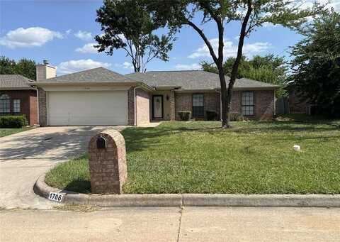 1706 Oxford Drive, Mansfield, TX 76063