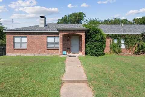 701 Monique, Cedar Hill, TX 75104