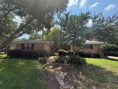 605 Clebud Drive, Euless, TX 76040