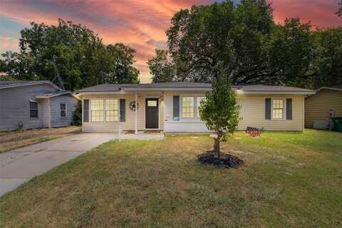 3628 Glenda Street, Haltom City, TX 76117
