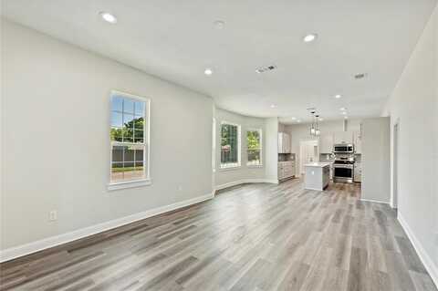 502 S Clinton Avenue, Dallas, TX 75208