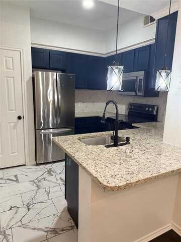 2601 Preston Road, Plano, TX 75093