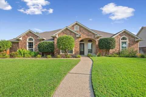 203 Silver Spur Trail, Waco, TX 76657