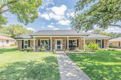 1416 Wade Drive, Bedford, TX 76022