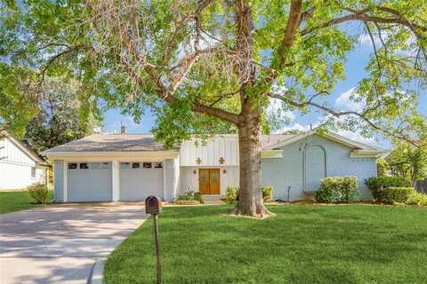 905 Stratford Drive, Bedford, TX 76021