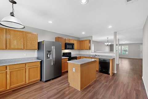 708 Lark Drive, Aubrey, TX 76227