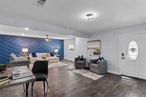 3022 Shorewood Drive, Dallas, TX 75228