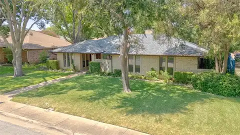 339 Hummingbird Lane, Duncanville, TX 75137