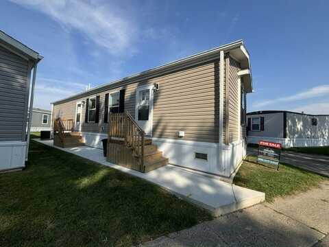 43301 W. Morgan, Harrison Township, MI 48045