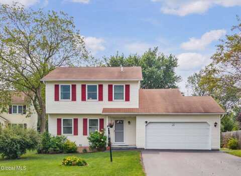 22 Corina Court, Colonie, NY 12189