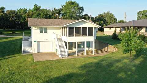 140 Deepwater Loop, Council Grove, KS 66846