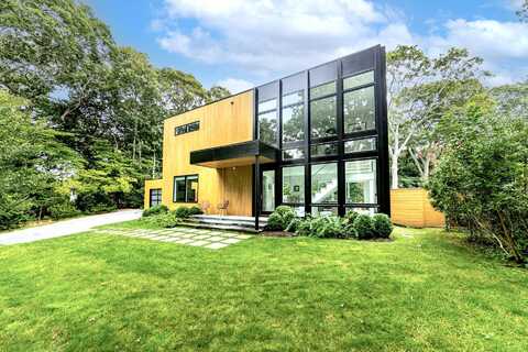 70 Cove Hollow Road, East Hampton, NY 11937