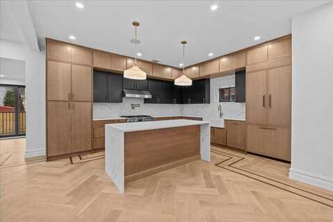2729 Bedford Ave, brooklyn, NY 11210