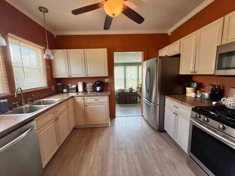 1140 10th, Tell City, IN 47586