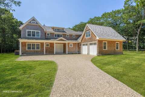 17 Dering Lane, East Hampton, NY 11937