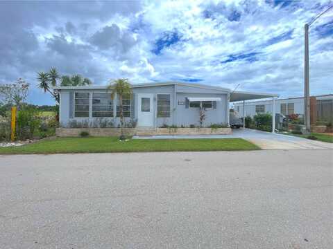 952 Strongbox Ln., North Fort Myers, FL 33917