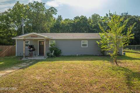 8687 Newt Drive, Neosho, MO 64850