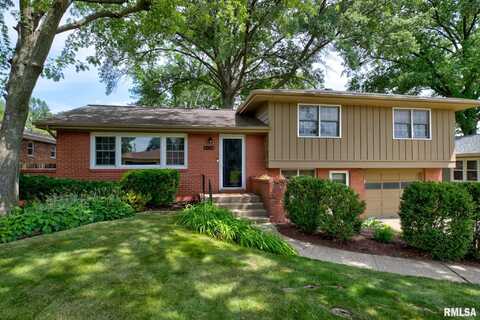 6118 N KNOLL AIRE Drive, Peoria, IL 61614