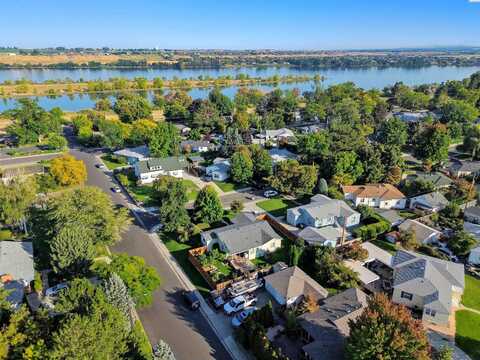 1947 Hetrick, Richland, WA 99354