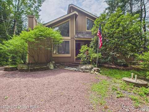 206 Little Pond Circle, Pocono Pines, PA 18350