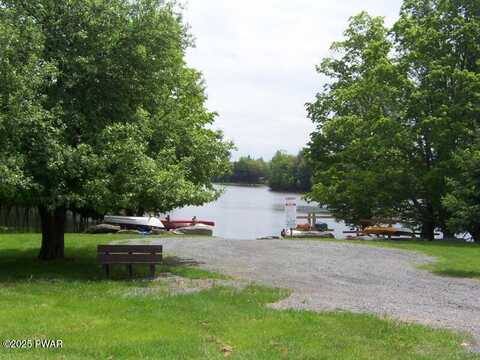 10 Oakland Lane, Lake Ariel, PA 18436