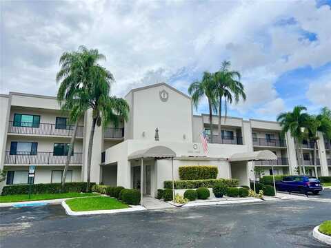 10842 W Clairmont Cir, Tamarac, FL 33321