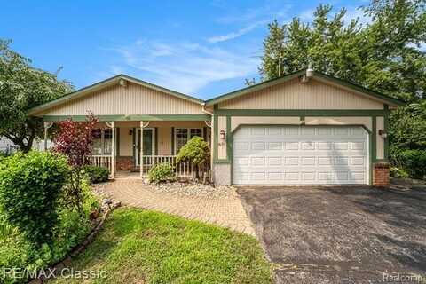 3801 Cheryl Drive, Commerce Township, MI 48382