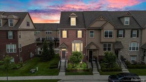 2653 Helmsdale Circle, Rochester Hills, MI 48307