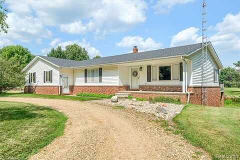 1375 Fernwood Drive, Lapeer, MI 48446