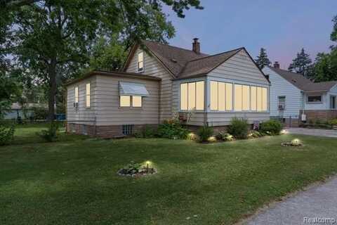22355 Curie Avenue, Warren, MI 48091