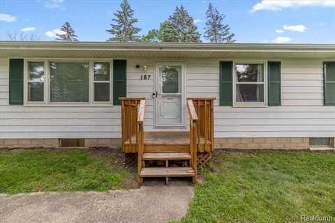 187 Blythe Avenue, Linden, MI 48451