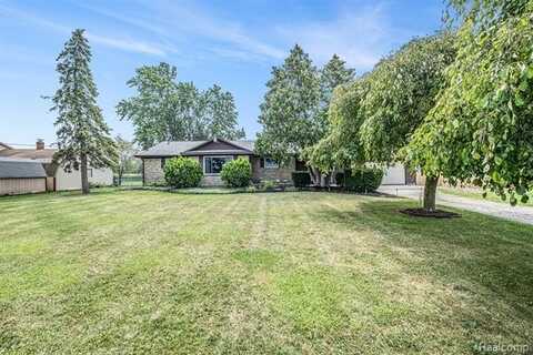 12183 W Grand Blanc Road, Durand, MI 48429