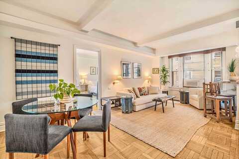 24 Fifth Avenue, New York, NY 10011