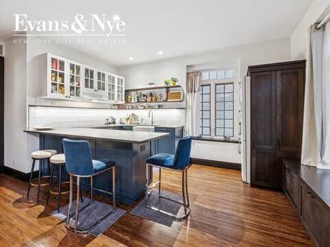 370 Central Park West, New York, NY 10025