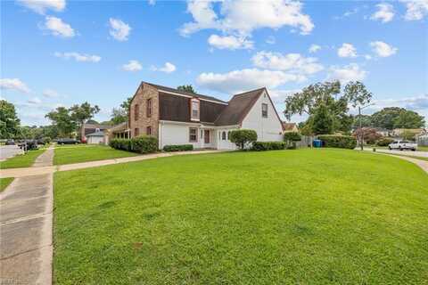 1284 Hillock Crossing, Virginia Beach, VA 23455