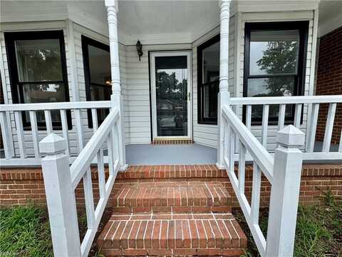 50 W Wainwright Drive, Poquoson, VA 23662