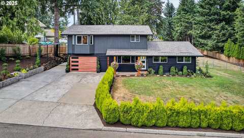 19751 FALCON DR, Oregon City, OR 97045