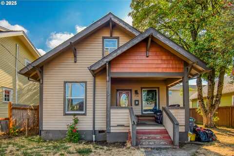 716 NE 75TH AVE, Portland, OR 97213