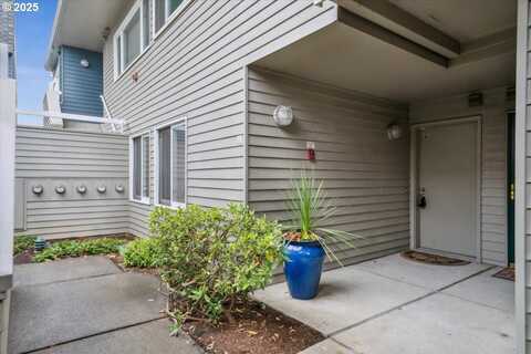 87 N HAYDEN BAY DR, Portland, OR 97217